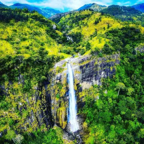 Diyaluma-Falls-500x500 Diyaluma-Falls-500x500